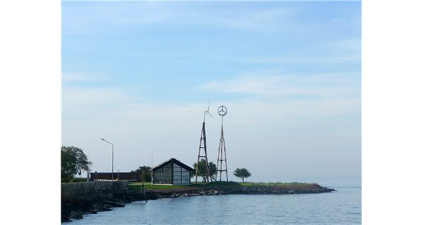 InnoVentum wind turbine wooden towers Dali