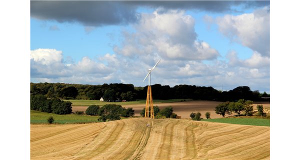 InnoVentum wind turbine wooden towers Dali