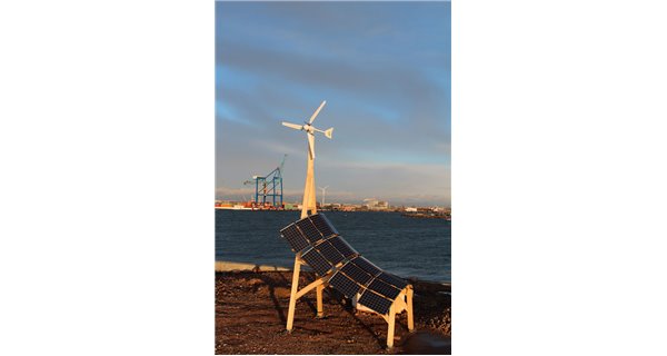 Girafe 2.0 centrale éolienne et solaire hybride InnoVentum