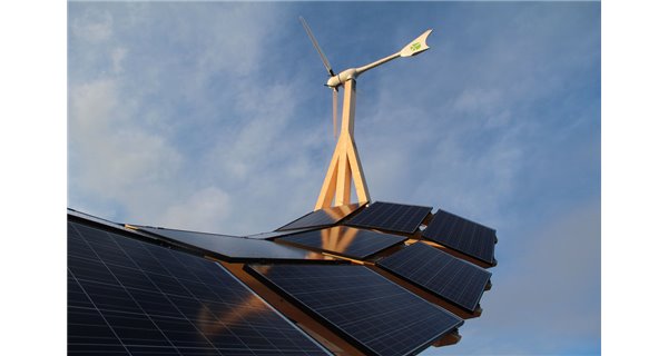 Girafe 2.0 centrale éolienne et solaire hybride InnoVentum