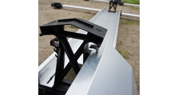 Back wind deflector for FlatFix racking system