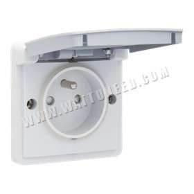 Surface-mounting socket outlet 16 A - 250 V AC